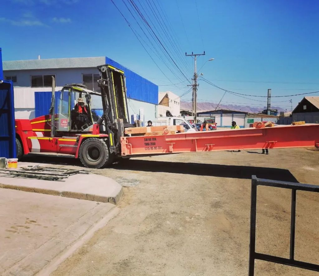 Arriendo gruas horquilla Antofagasta 2 GRUVAL