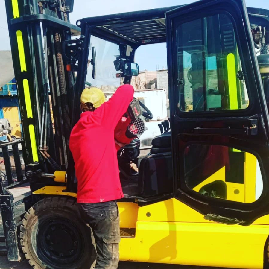 Gruas horquilla en Antofagasta 4 GRUVAL